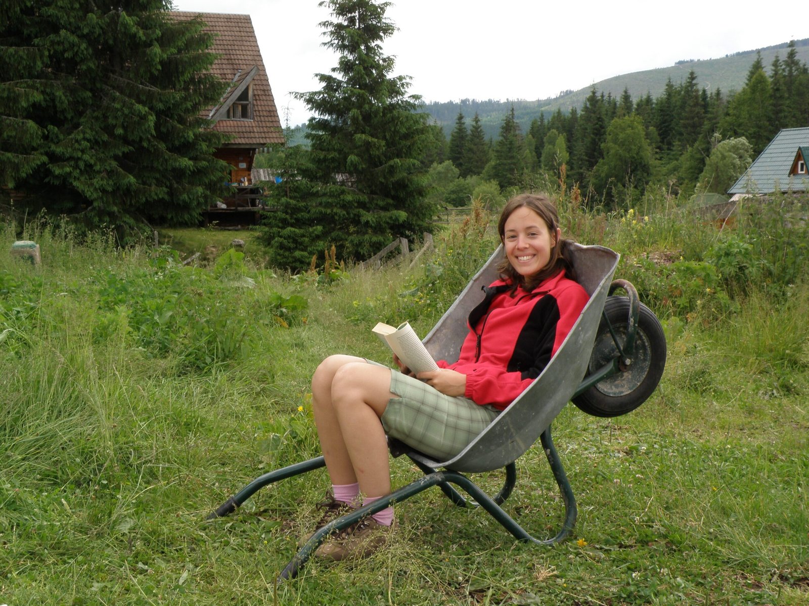 You are currently viewing De la avocat la creator de planșe educaționale pentru copii